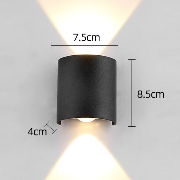 Indoor/outdoor wall light 